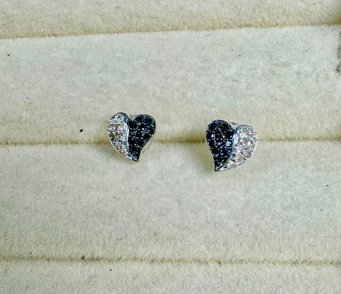 Midnight Heart Stud WG