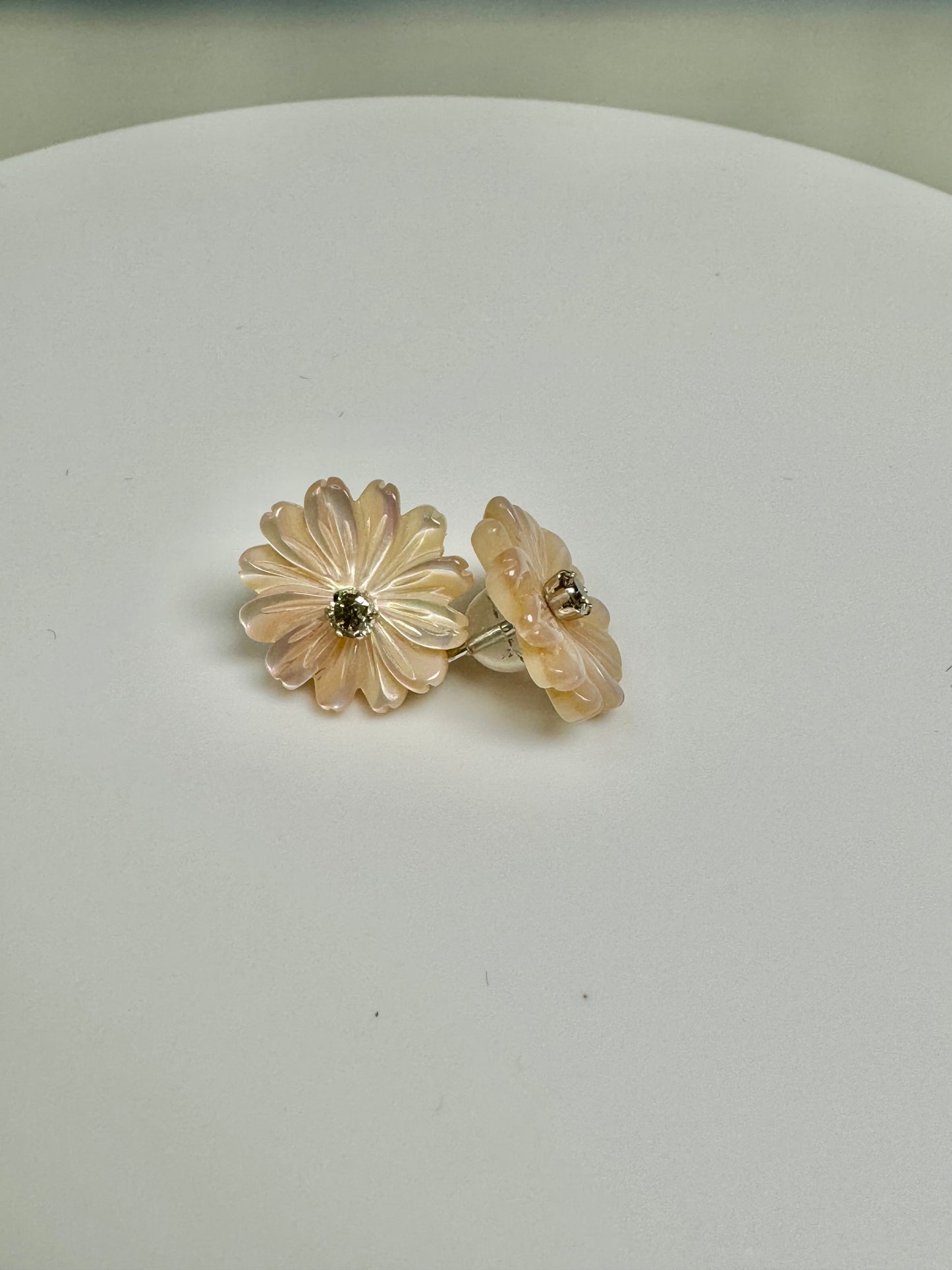 Maria Pearl Flower Earrings