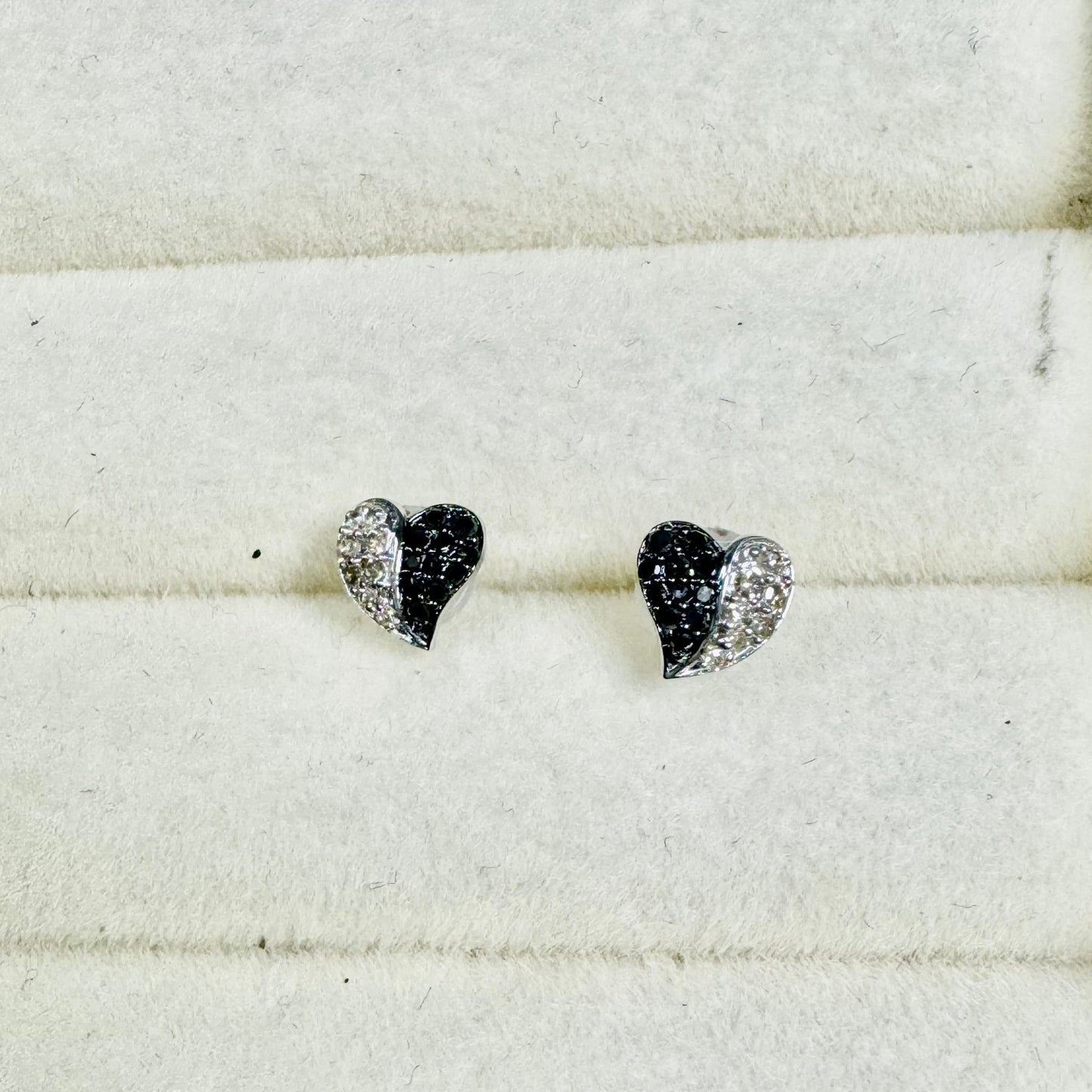 Midnight Heart Stud WG