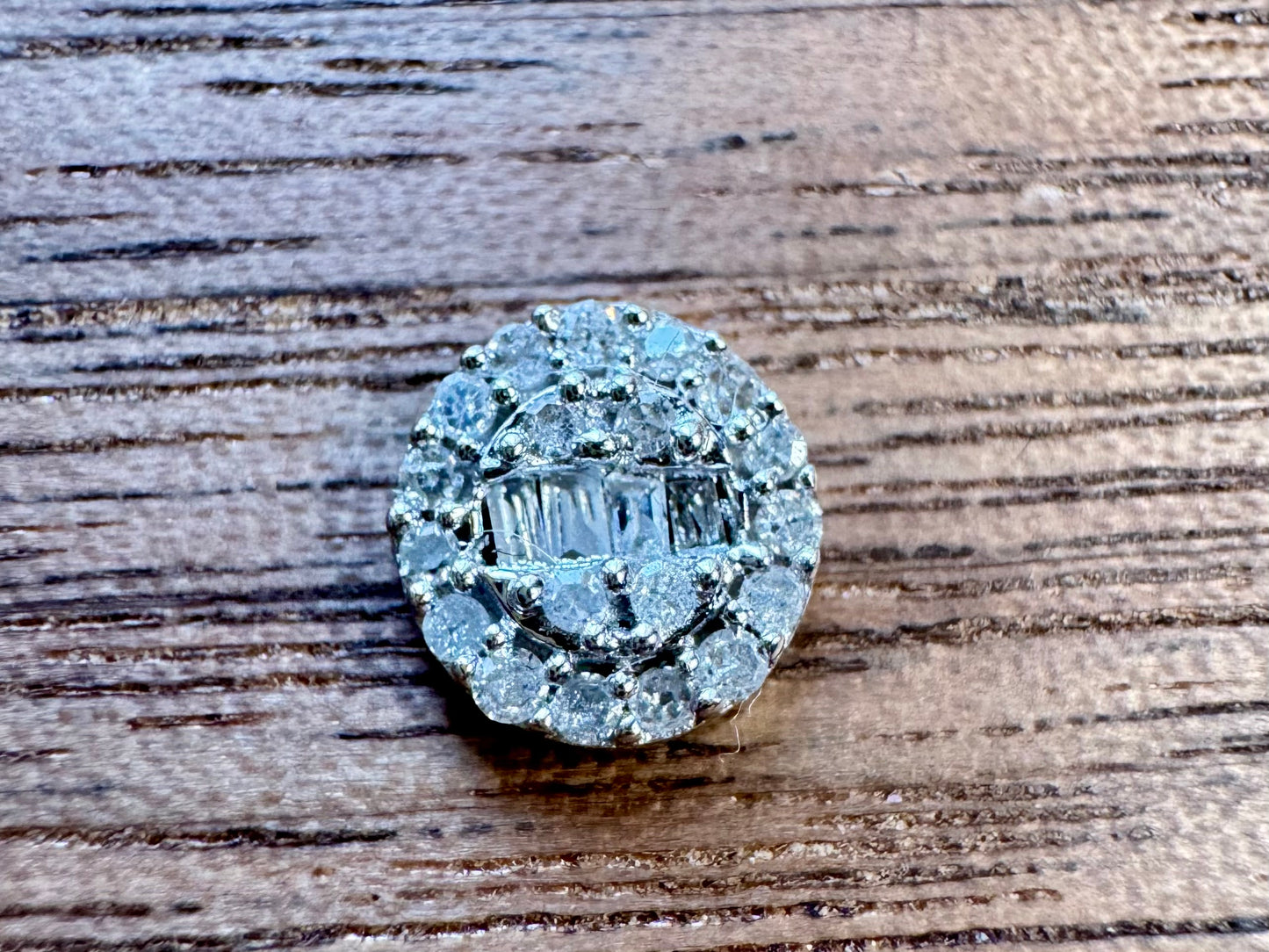 Selena Round Earring