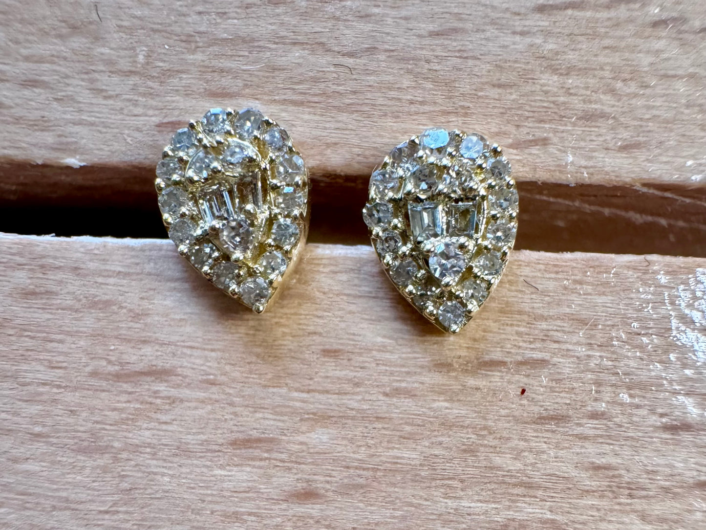 Selena Pear Earrings