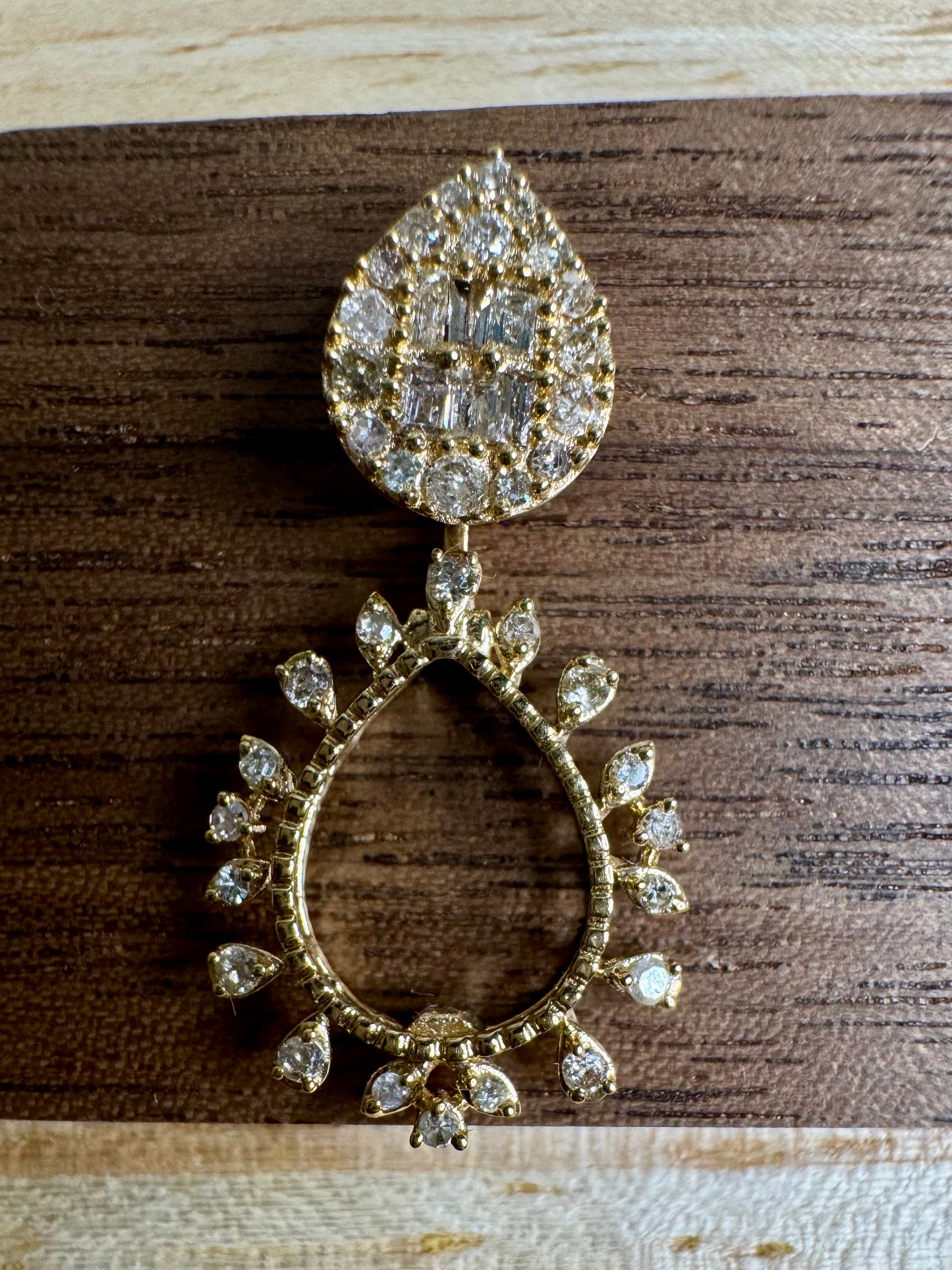 Marimar Pear Earrings