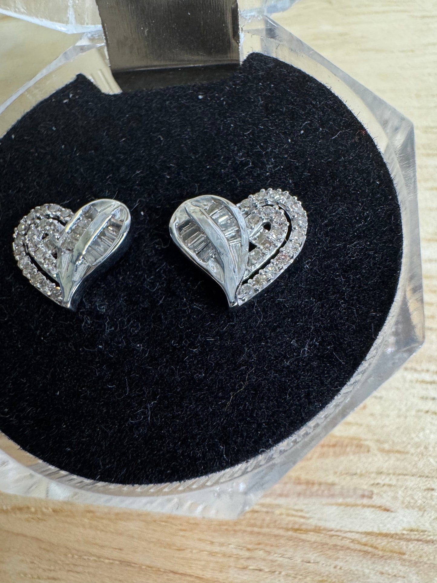 Jaya Heart Stud