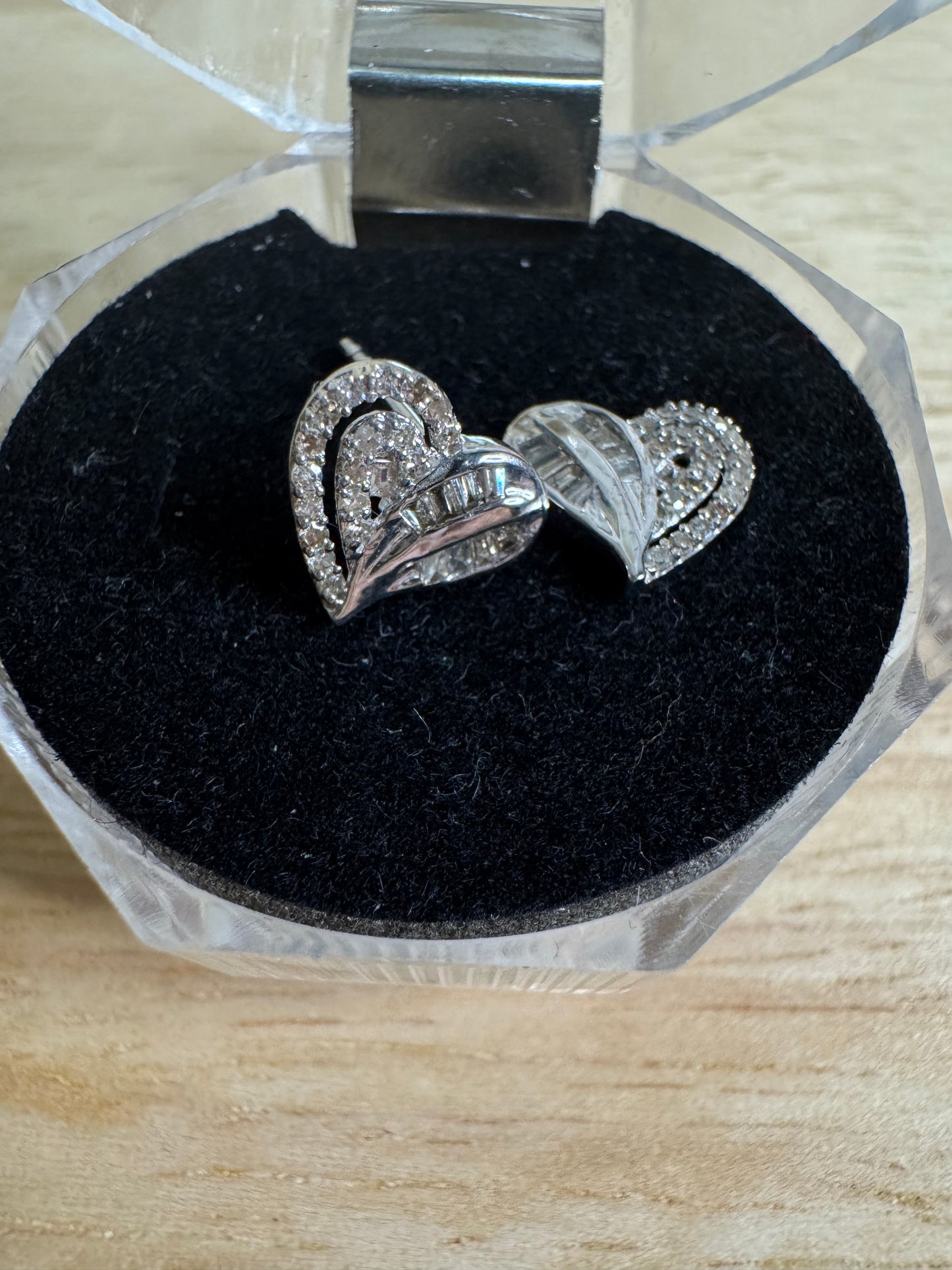 Jaya Heart Stud