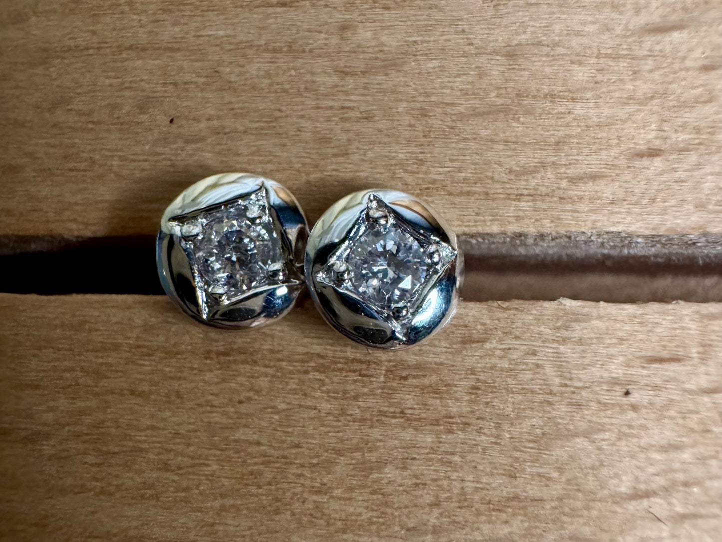 Monay Earrings