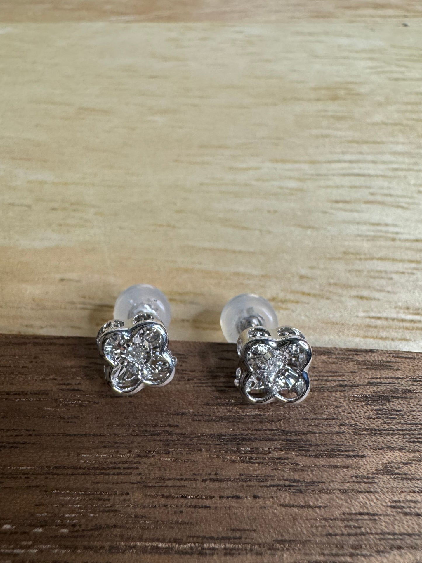 Dancing Flower Earrings