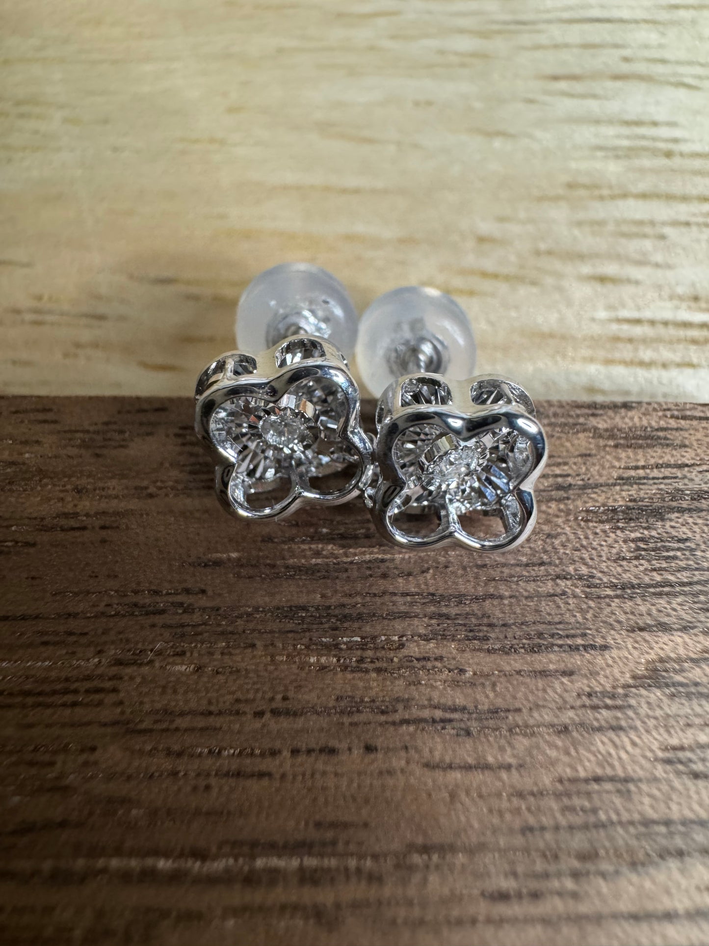 Dancing Flower Earrings