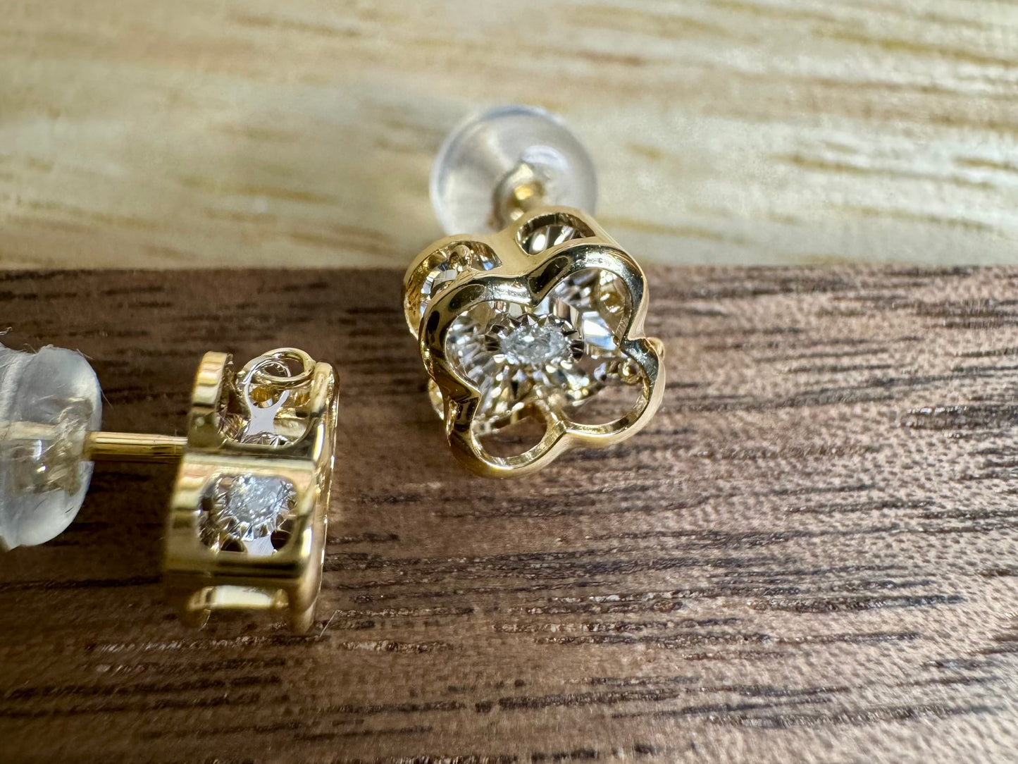 Dancing Flower Earrings