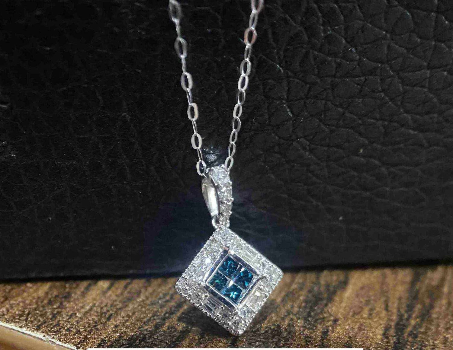 PENDANTS