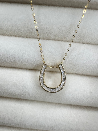 Horseshoe Necklace