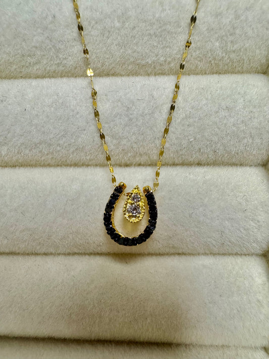 Horseshoe Necklace