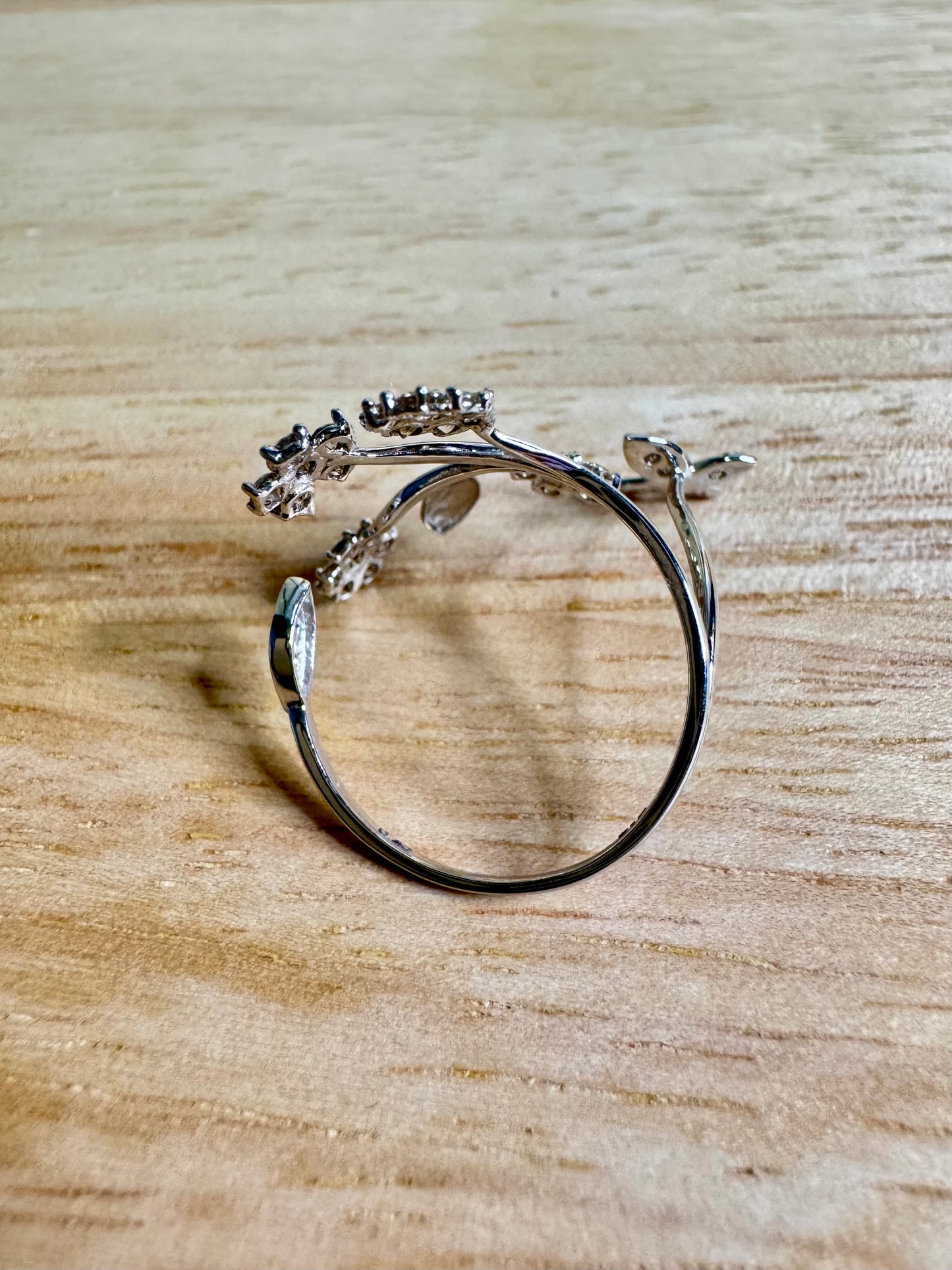 Niwa Flower Ring