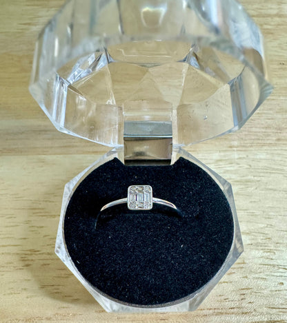 Emerald Illusion Ring
