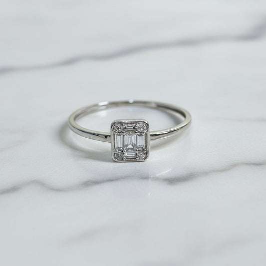 Emerald Illusion Ring