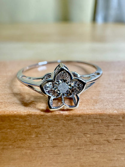 Dancing Flower Ring