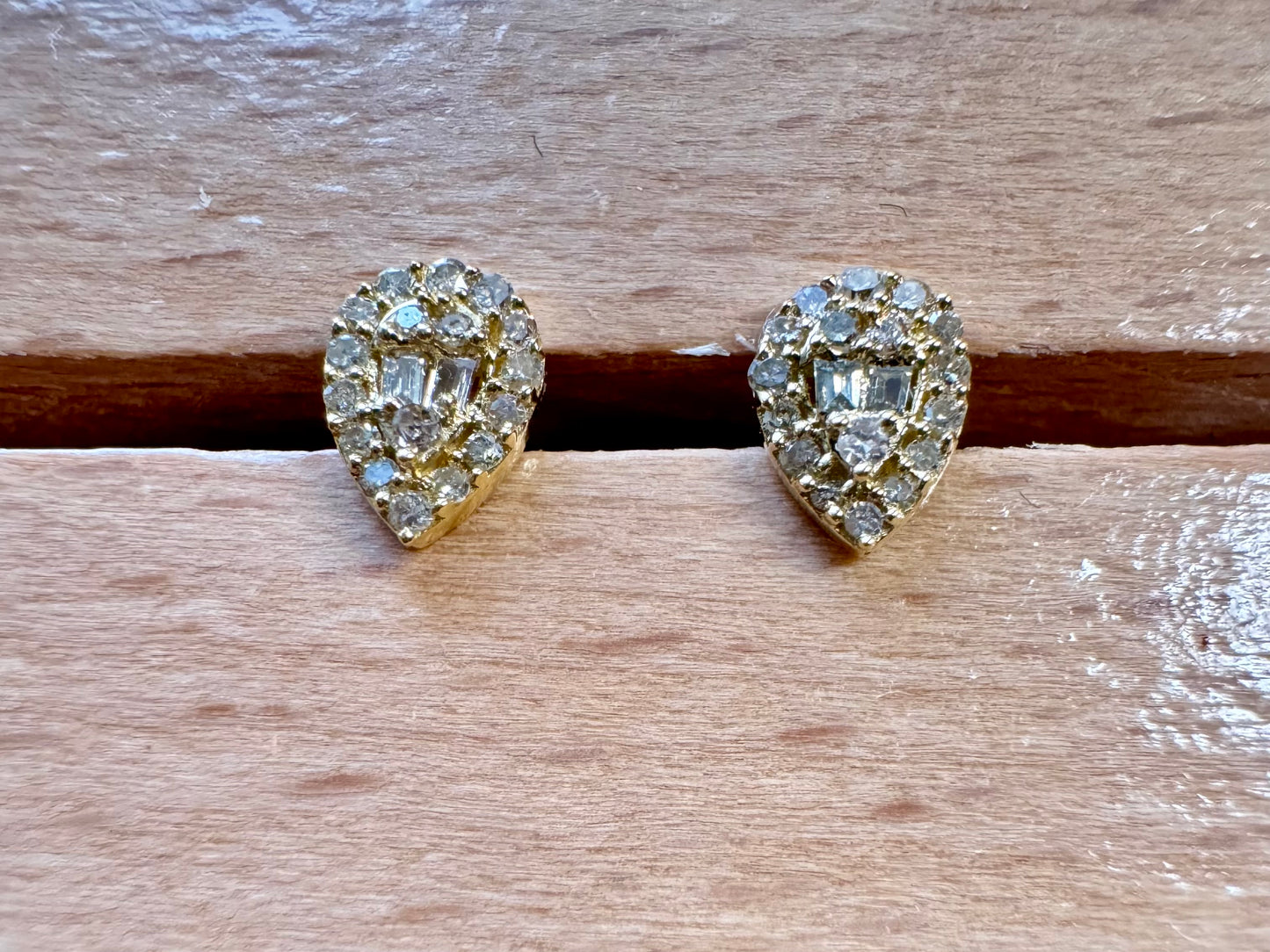 Selena Pear Earrings