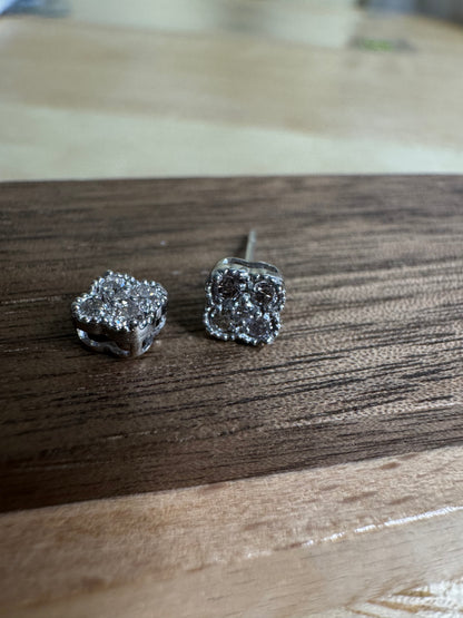 Solid Clover Earrings