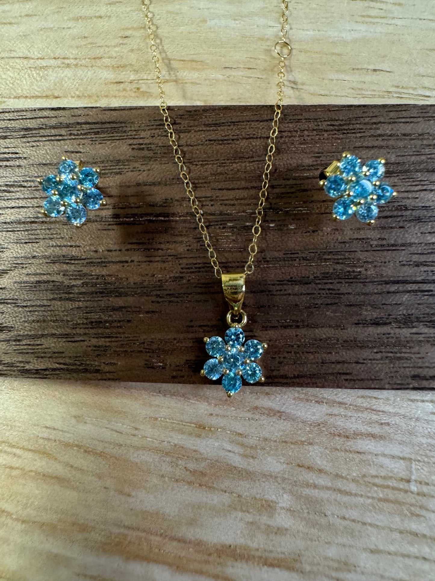 Blue Topaz Flower Set